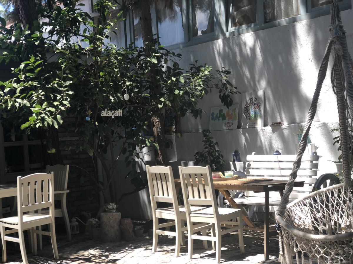 Alacati Sardunya Hotel Exterior foto